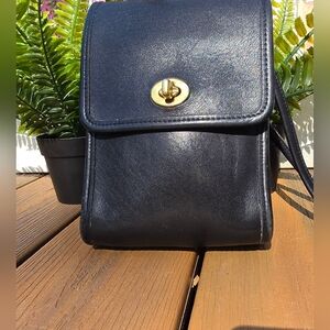 Vintage Coach Scooter Crossbody Bag.